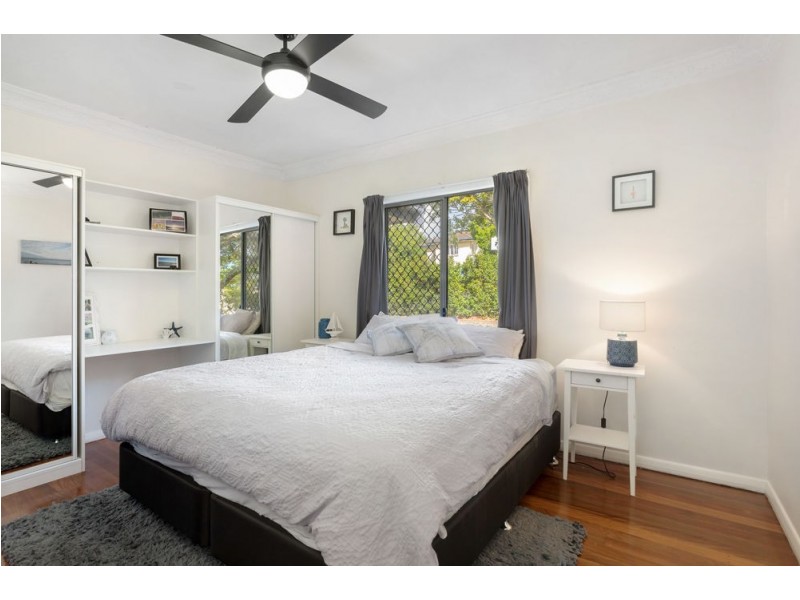 12 Kurts Street, Holland Park West QLD 4121