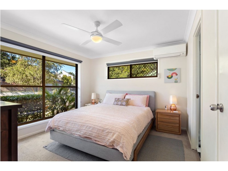 21 Valleybrook Street, Kenmore Hills QLD 4069