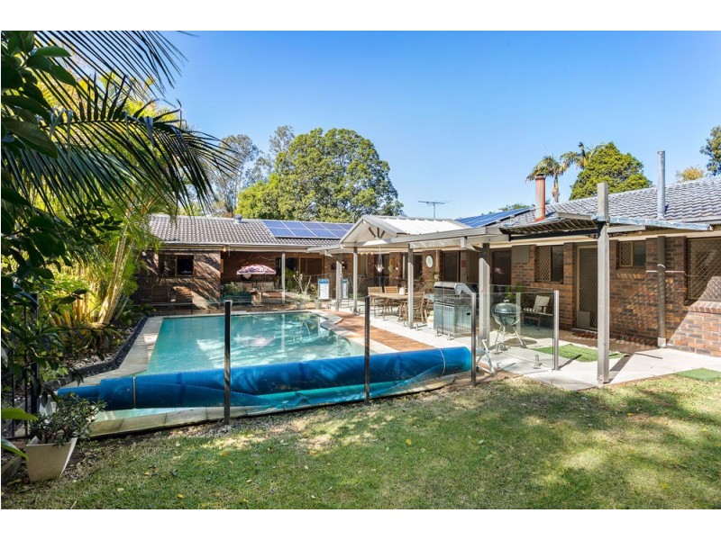 21 Valleybrook Street, Kenmore Hills QLD 4069