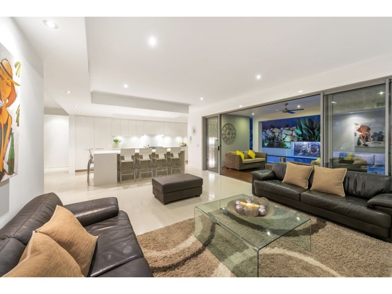 28 Robertson Place, Fig Tree Pocket QLD 4069