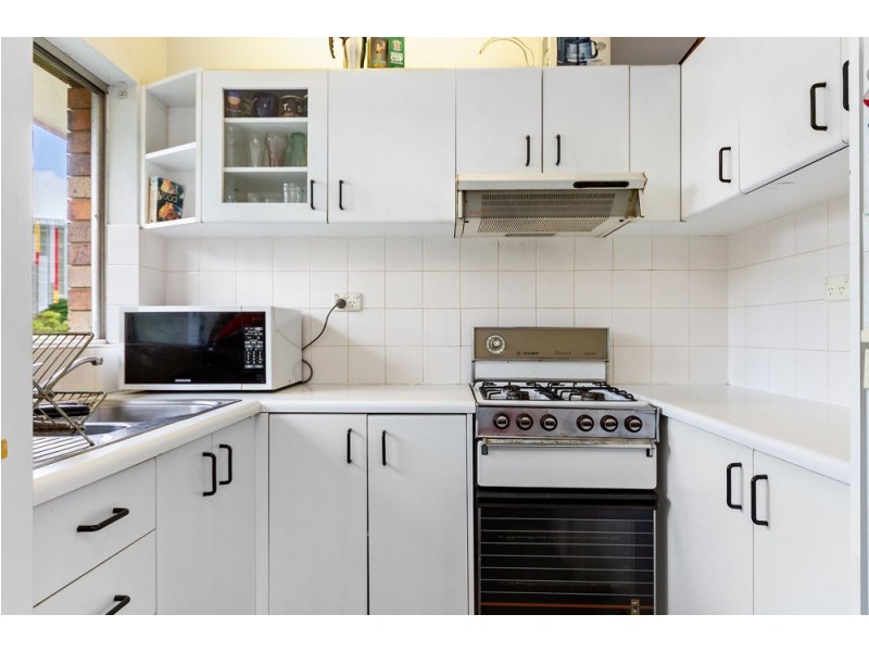 4/44 Underhill Avenue, Indooroopilly QLD 4068