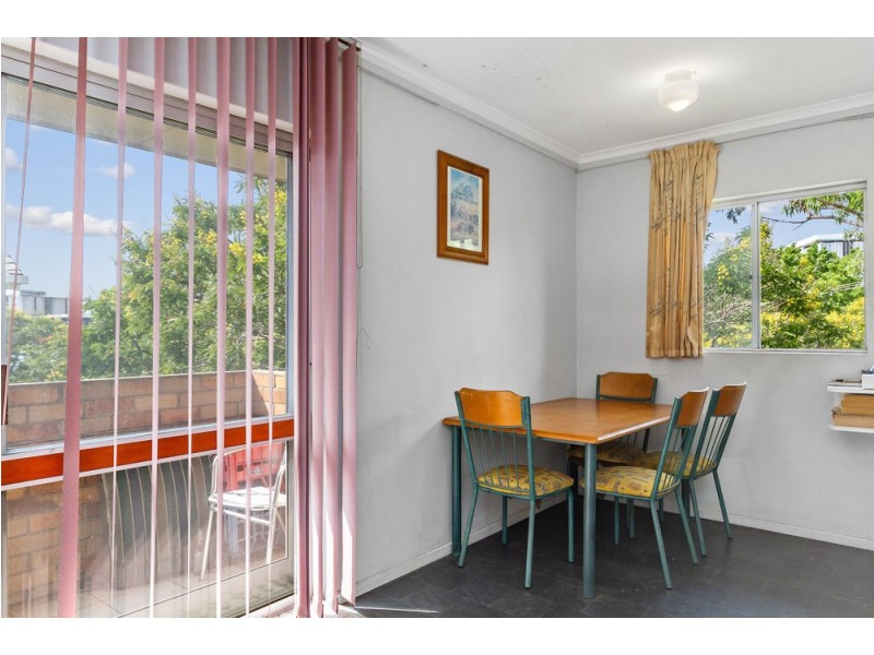 4/44 Underhill Avenue, Indooroopilly QLD 4068