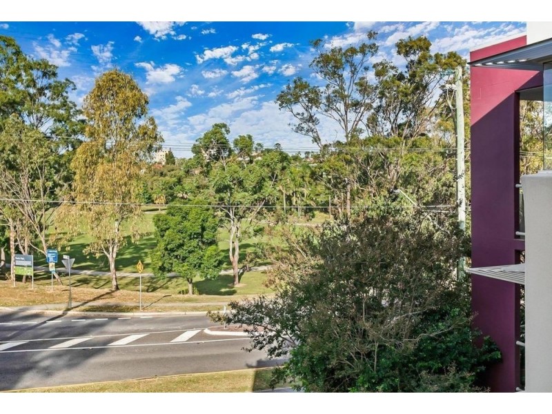 30/2 Campbell Street, Toowong QLD 4066