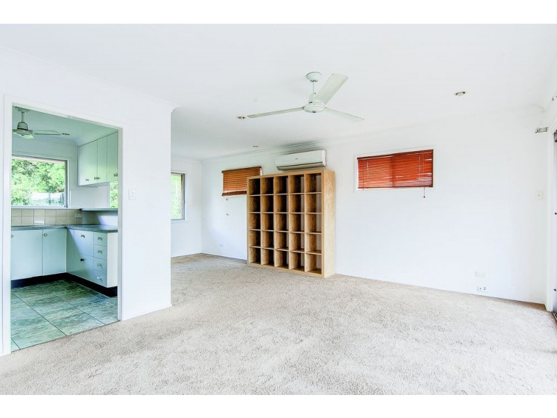 10 Madeira Street, The Gap QLD 4061