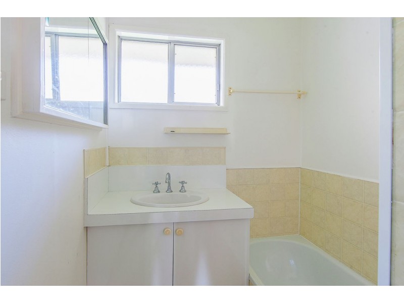 10 Madeira Street, The Gap QLD 4061
