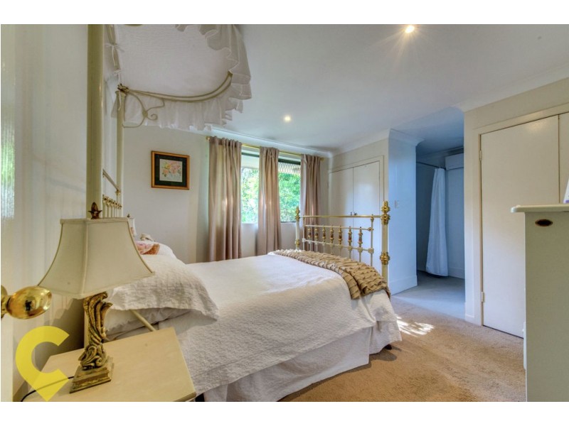 6 Desbet Street, The Gap QLD 4061