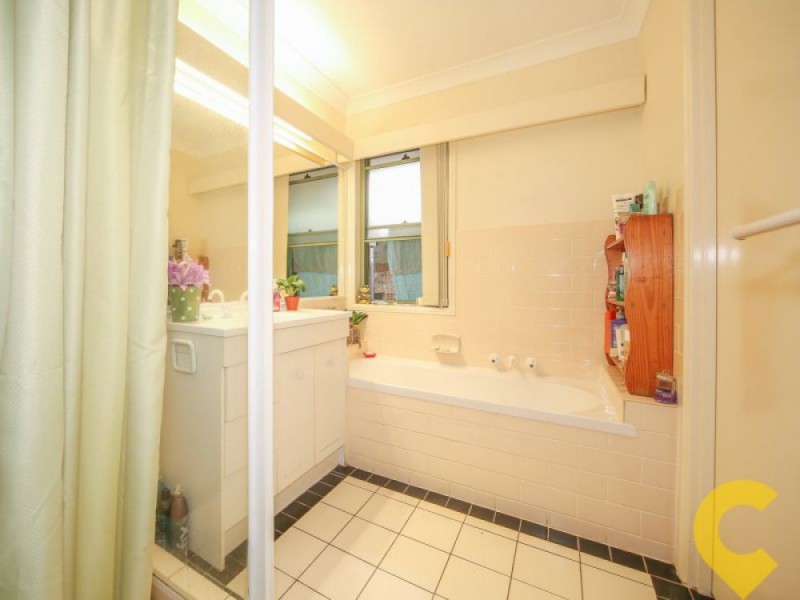 24/18 Batchworth Road, Molendinar QLD 4214