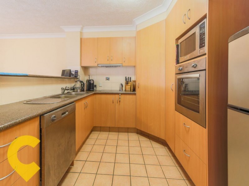 30/16 Sykes Court, Southport QLD 4215