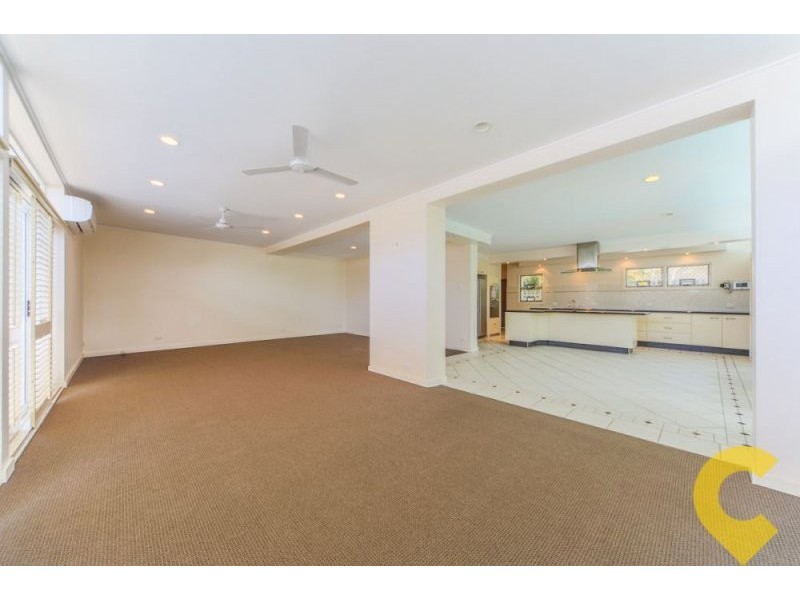 42 Brindisi Avenue, Isle Of Capri QLD 4217