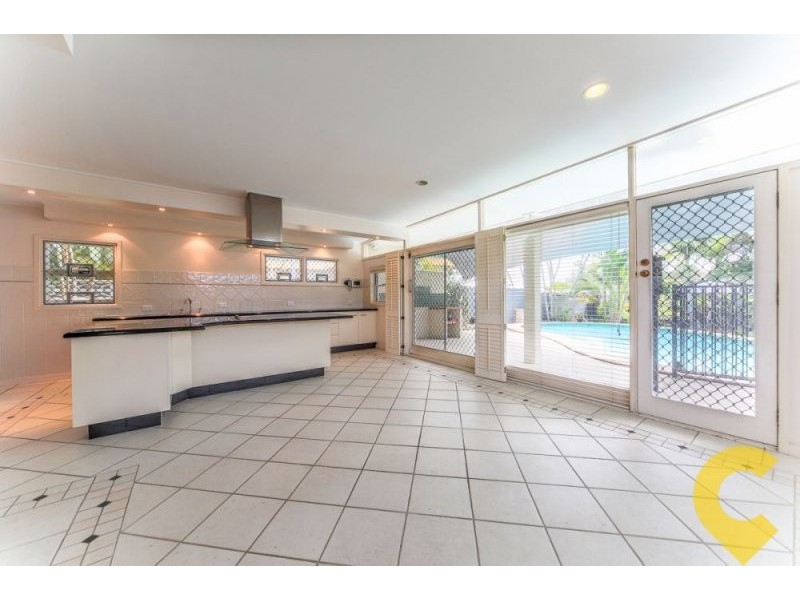 42 Brindisi Avenue, Isle Of Capri QLD 4217