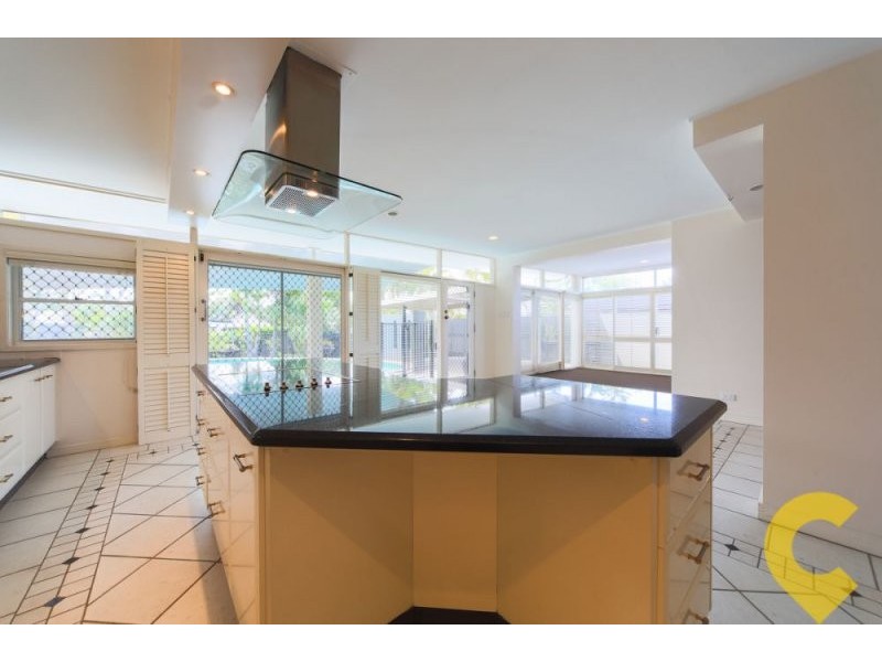 42 Brindisi Avenue, Isle Of Capri QLD 4217