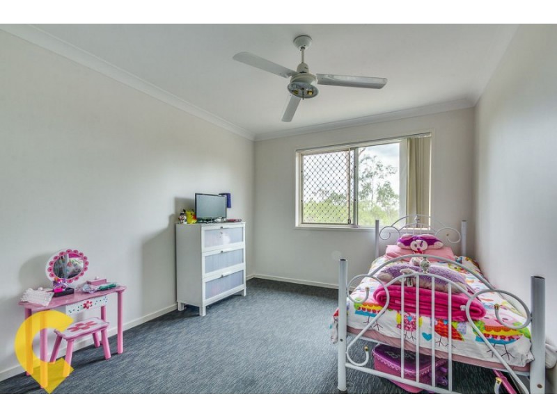 10 Yarraman Chase, Waterford QLD 4133