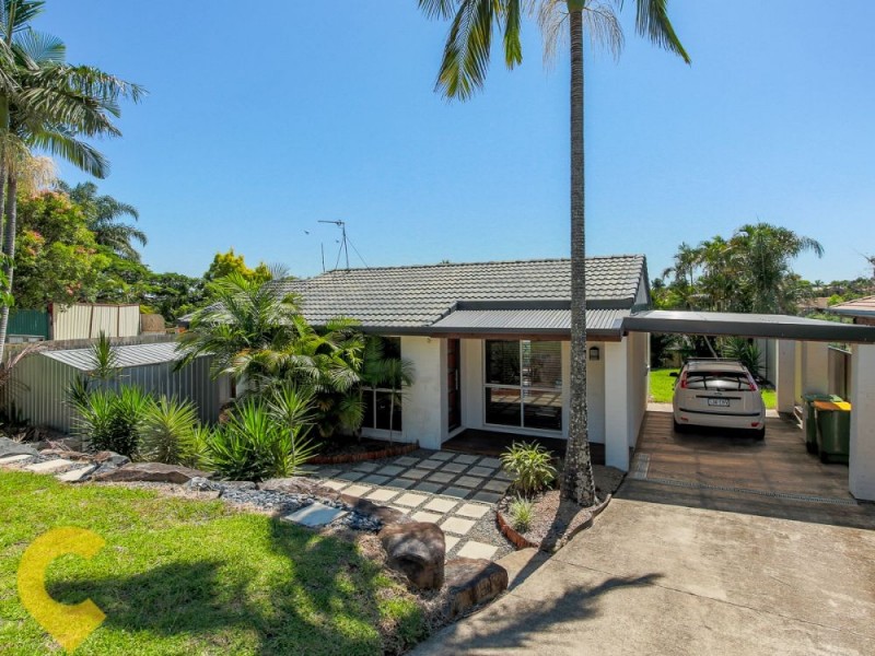 4 Remount Place, Carrara QLD 4211