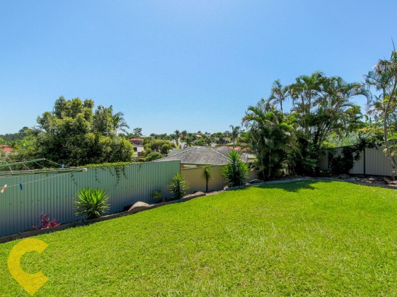 4 Remount Place, Carrara QLD 4211