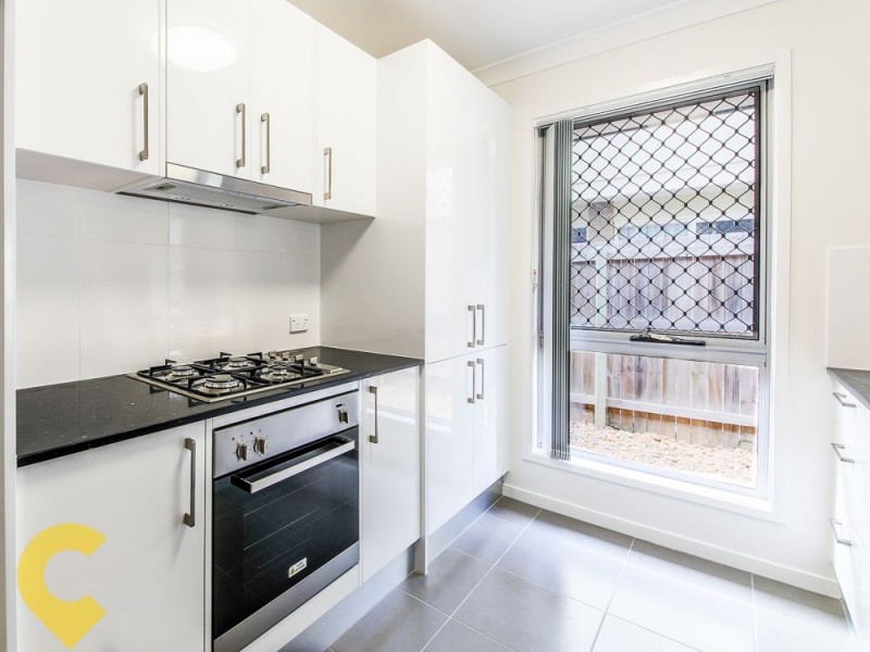 - Oakwood Street, Pimpama QLD 4209