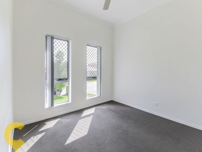 - Oakwood Street, Pimpama QLD 4209