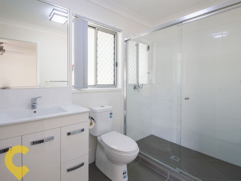 - Oakwood Street, Pimpama QLD 4209