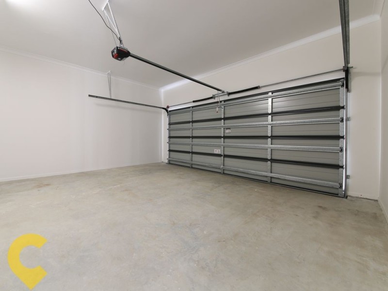 - Oakwood Street, Pimpama QLD 4209