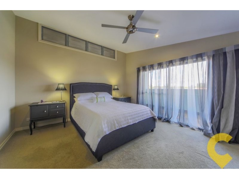 15 Villanova Avenue, Oxenford QLD 4210