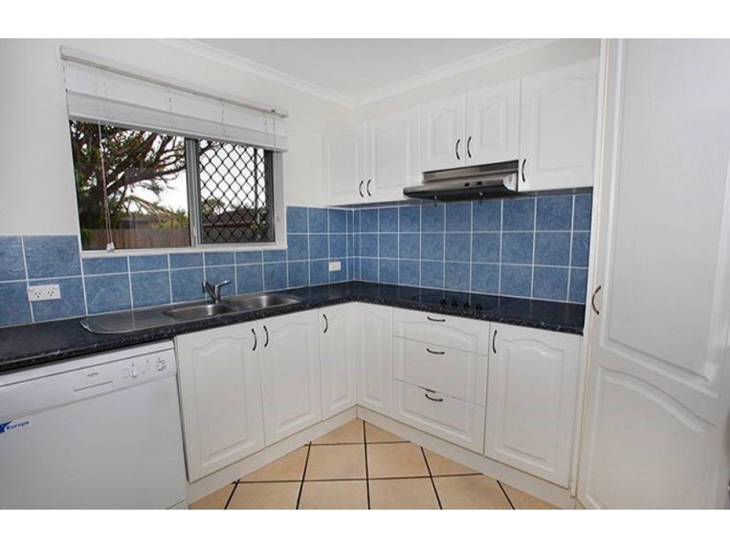 6 Baringa Street, Warana QLD 4575