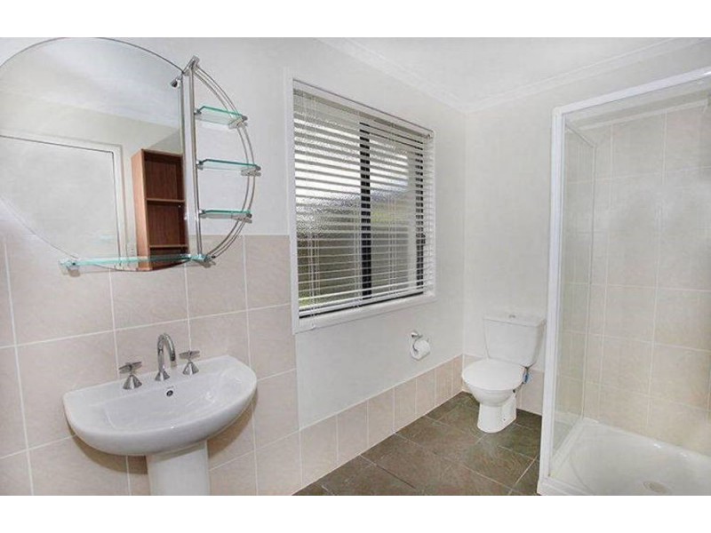 6 Baringa Street, Warana QLD 4575