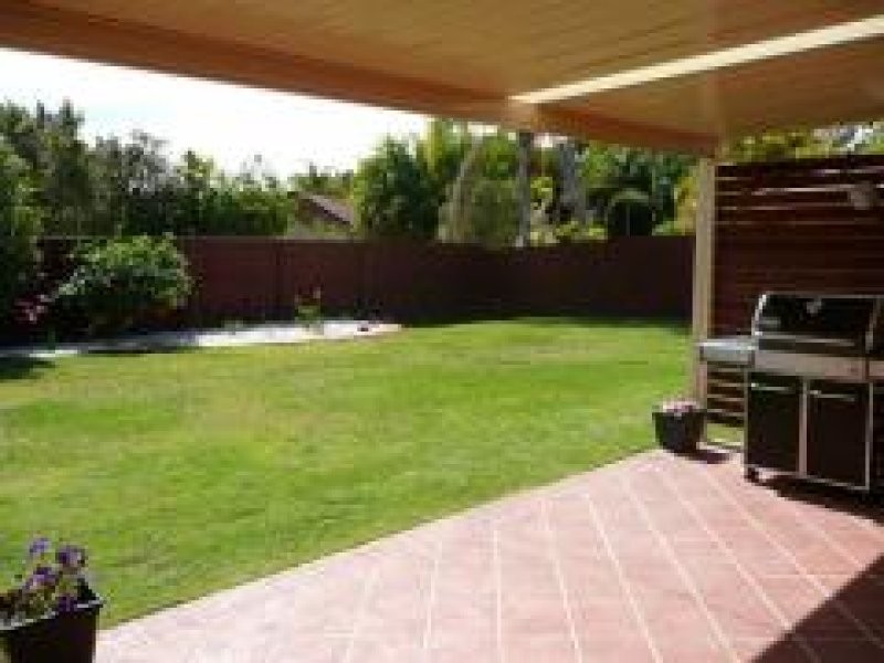 2 Paperbark Court, Mountain Creek QLD 4557