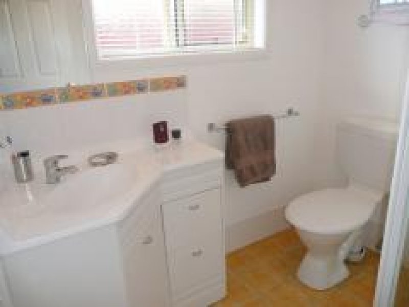 2 Paperbark Court, Mountain Creek QLD 4557