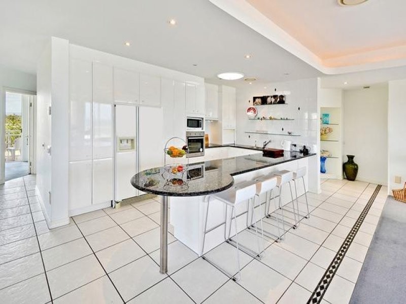 61/140-144 Alexandra Parade, Alexandra Headland QLD 4572