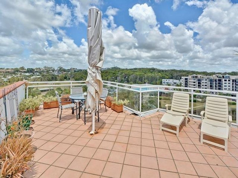 61/140-144 Alexandra Parade, Alexandra Headland QLD 4572