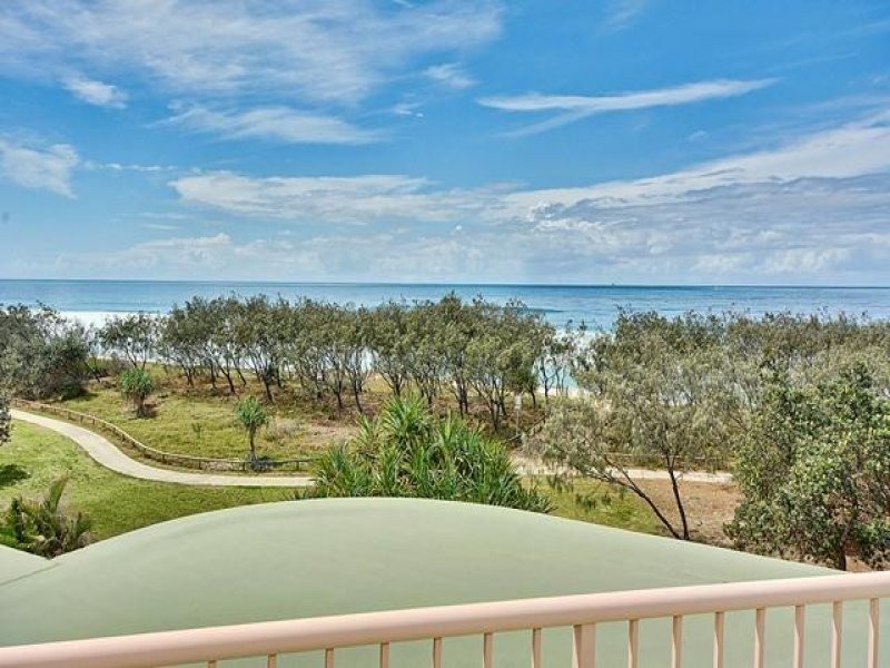 Unit 24 ‘Surfside On The Beach’ 145 Lowanna Drive, Buddina QLD 4575