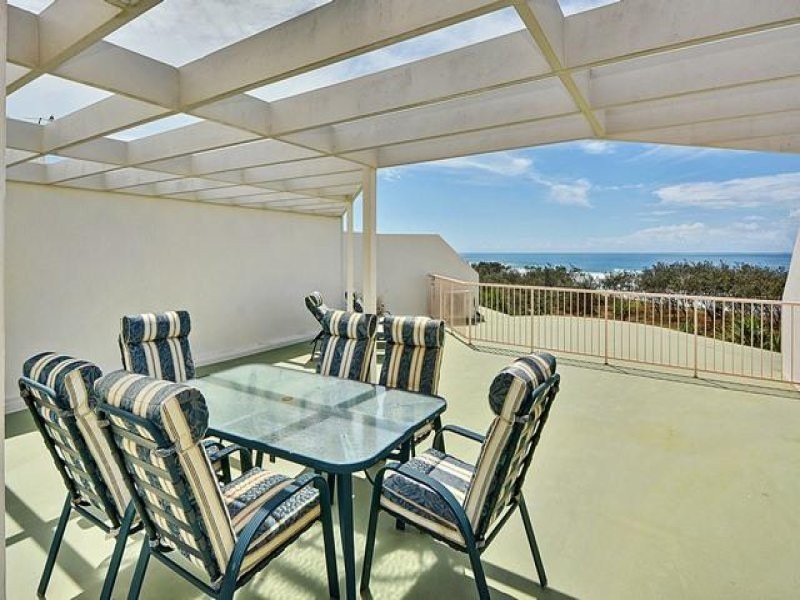 Unit 24 ‘Surfside On The Beach’ 145 Lowanna Drive, Buddina QLD 4575