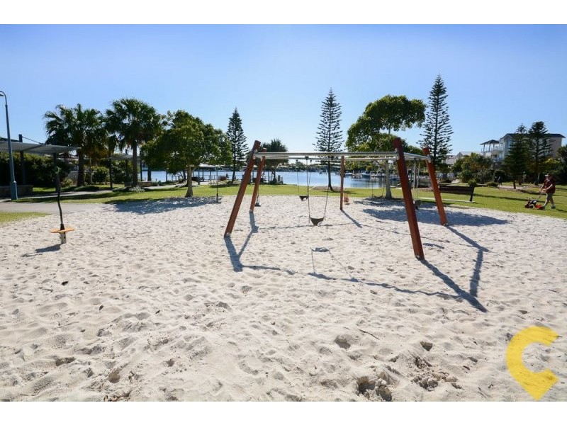 20/4 Grand Parade, Parrearra QLD 4575