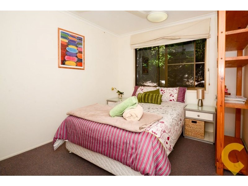 35 Yakola Parade, Alexandra Headland QLD 4572