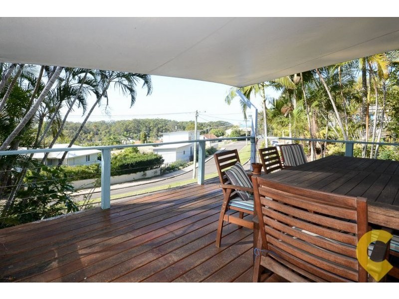 35 Yakola Parade, Alexandra Headland QLD 4572