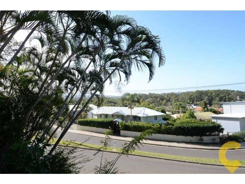 35 Yakola Parade, Alexandra Headland QLD 4572