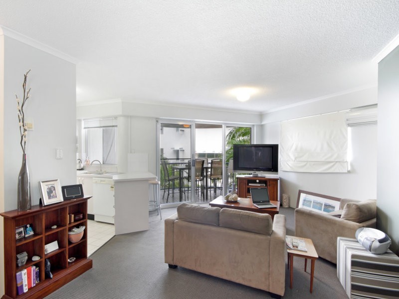 8/11 Foote Street, Mooloolaba QLD 4557