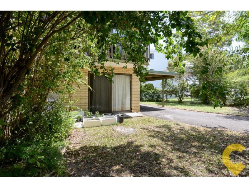 2/2 Barooga Crescent, Mooloolaba QLD 4557