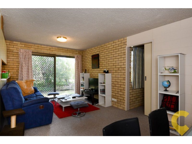 2/2 Barooga Crescent, Mooloolaba QLD 4557