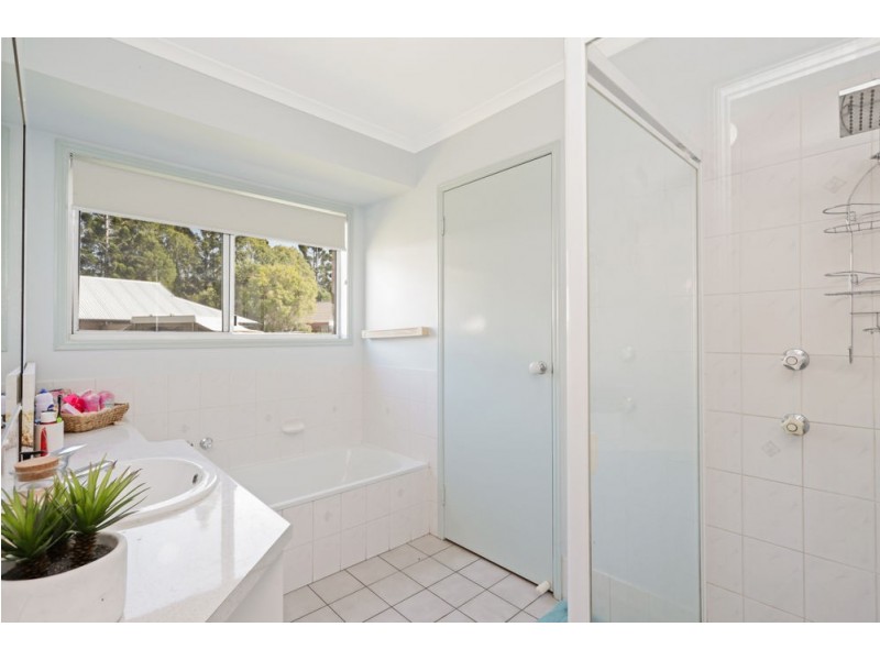 6 Lotus Place, Bli Bli QLD 4560