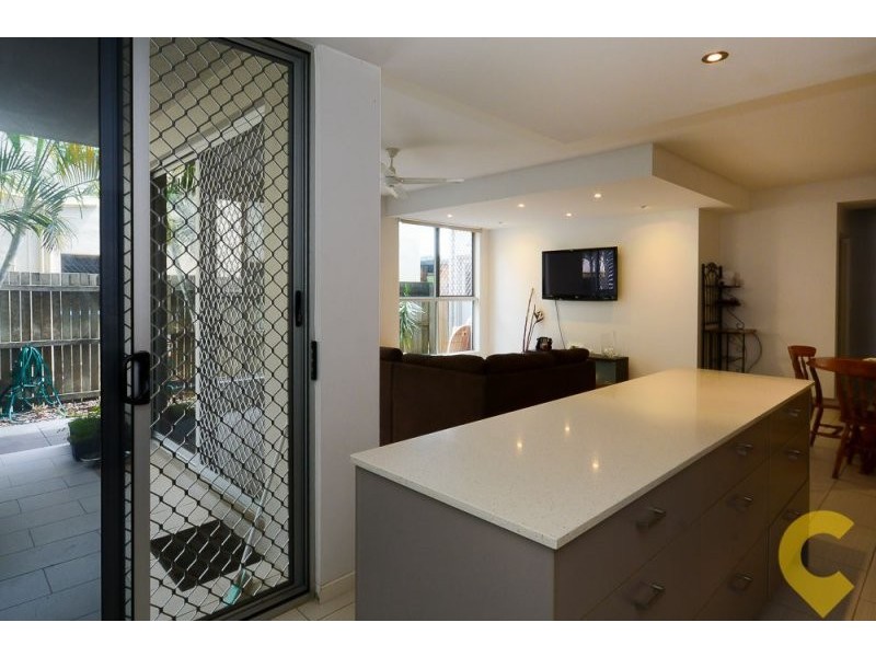 2/190 Brisbane Road, Mooloolaba QLD 4557