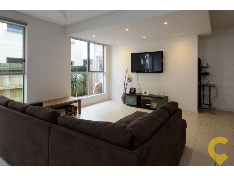 2/190 Brisbane Road, Mooloolaba QLD 4557
