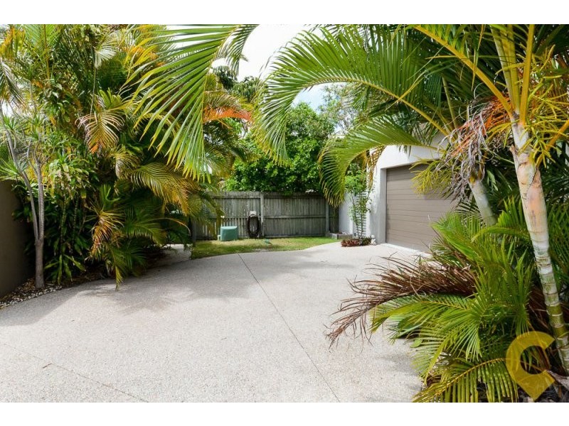 2/190 Brisbane Road, Mooloolaba QLD 4557