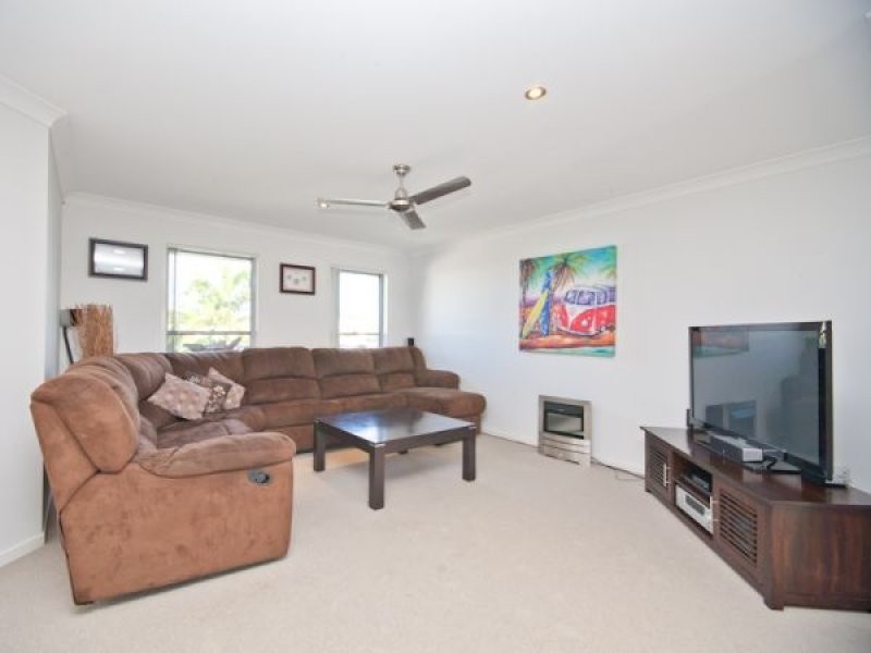 3 Riberry Place, Meridan Plains QLD 4551