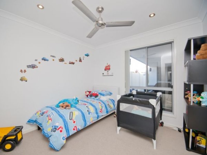 3 Riberry Place, Meridan Plains QLD 4551