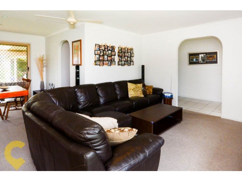 2 Jasmin Circuit, Bokarina QLD 4575