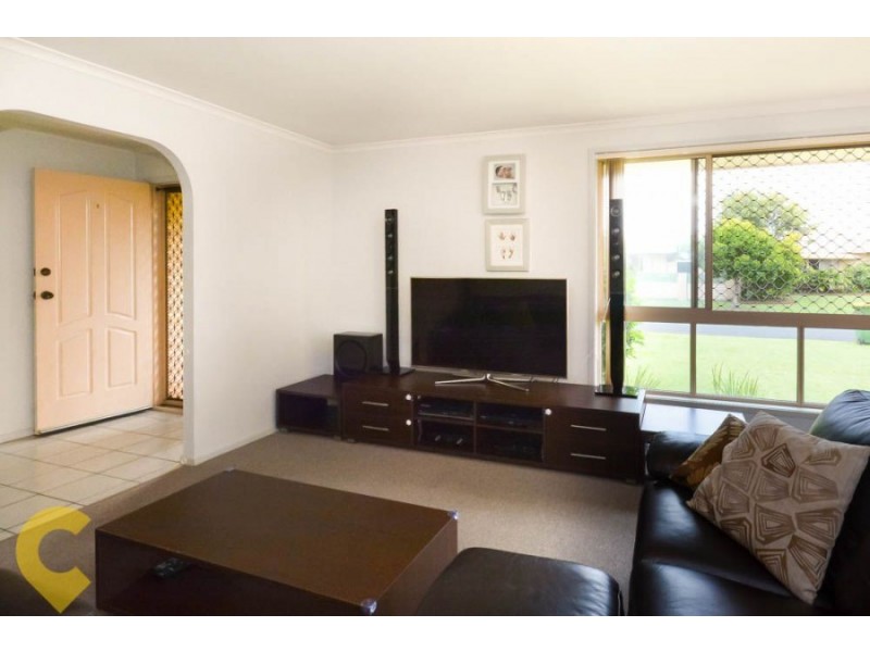 2 Jasmin Circuit, Bokarina QLD 4575