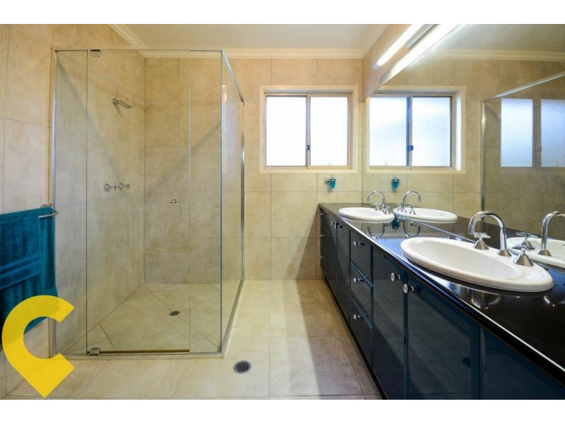 4 Allira Court, Pomona QLD 4568