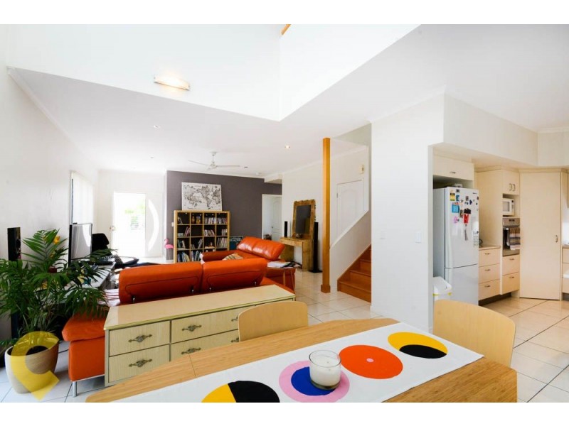 10 Zante Lane, Kawana Island QLD 4575