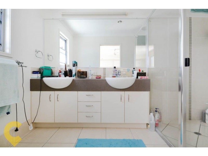 10 Zante Lane, Kawana Island QLD 4575