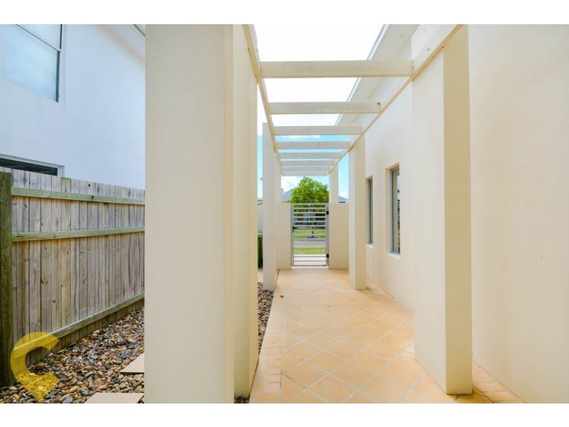 10 Zante Lane, Kawana Island QLD 4575